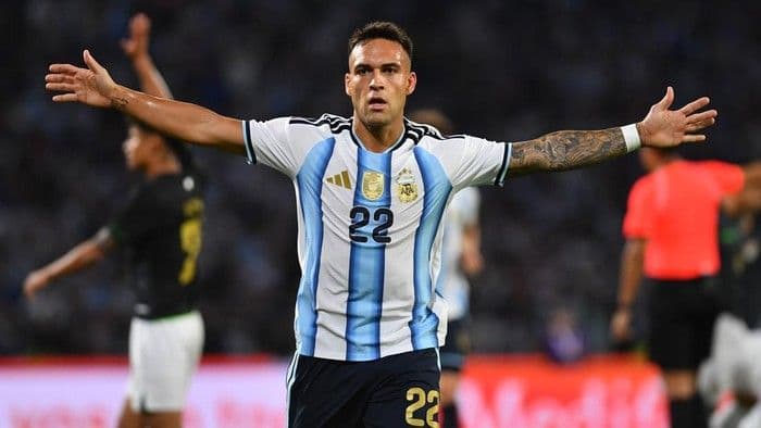 argentina_hancurkan_bolivia_40_lautaro_martinez_buka_pesta_gol_