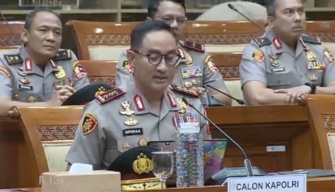 suyudi_ario_seto_disetujui_jadi_kapolri_ini_profil_dan_rekam_jejak_kariernya