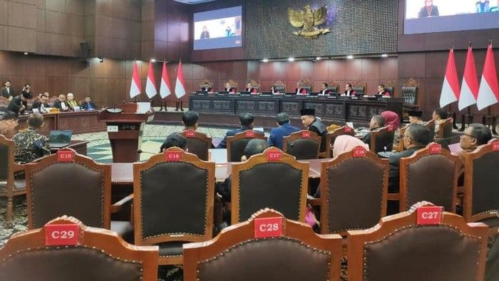 kbri_singapura_dan_australia_tak_punya_arsip_pendidikan_gibran_terungkap_di_sidang_mk
