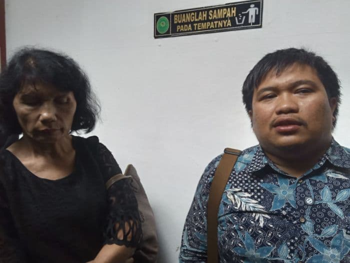 prapid_ditolak_ibu_parlindungan_silitonga_sebut_penangkapan_anaknya_tak_manusiawi