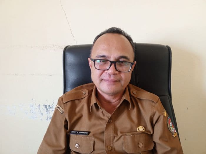 revitalisasi_19_gedung_pendidikan_di_toba_diawasi_ketat_kadisdikpora_pastikan_sesuai_regulasi