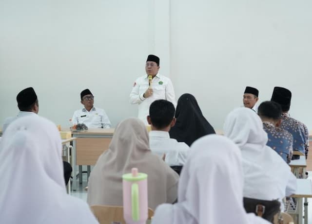 kakanwil_kemenag_sumut_minta_asn_madrasah_kompak_tingkatkan_mutu_pendidikan