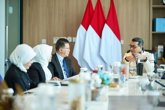 kolaborasi_properti_bank_peluang_baru_perempuan_desa_jual_karya_kreatif_