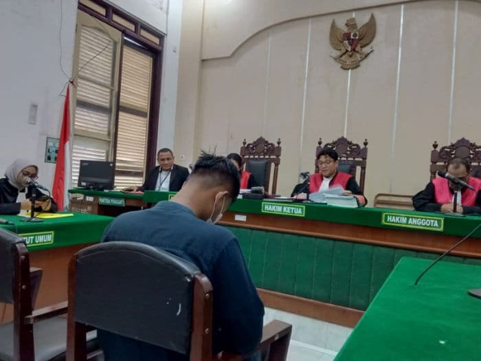 asn_kejari_pidie_jaya_dibui_15_bulan_atas_kasus_penipuan