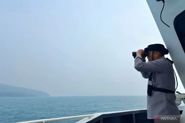 kp_sanjaya_fokus_pantau_pulau_sekitar_krakatau_cari_jurnalis_hilang