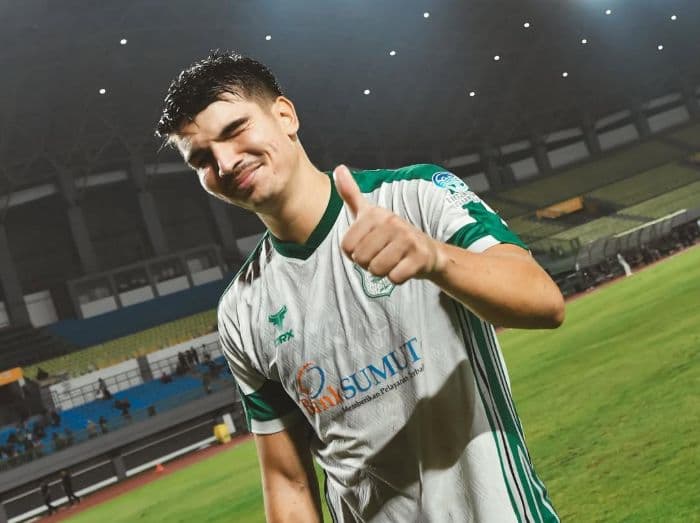cetak_9_gol_dalam_5_laga_javi_siverio_puncaki_topskor_championship