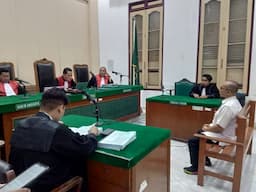 kasus_korupsi_dana_btt_rp115_miliar_kadinkes_batu_bara_dituntut_2_tahun_penjara