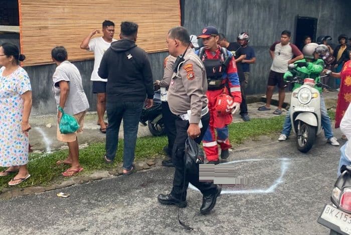 tabrakan_dua_honda_vario_di_pematangsiantar_penumpang_tewas