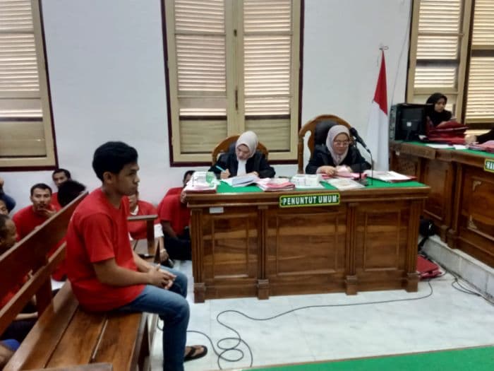 edarkan_405_pil_batman_bareng_oknum_prajurit_tni_andreanta_surbakti_divonis_25_tahun