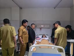 siswi_smkn_1_merdeka_keracunan_mbg_akan_dirujuk_ke_rs_di_medan