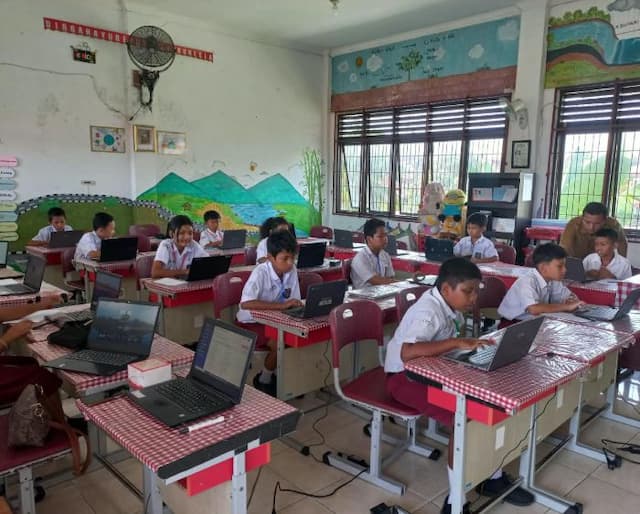 tekan_angka_anak_tidak_sekolah_pemko_medan_targetkan_1000_penerima_program_tebus_ijazah