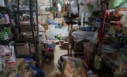 perusahaan_di_parmaksian_tutup_pedagang_pasar_porsea_keluhkan_penjualan_menurun