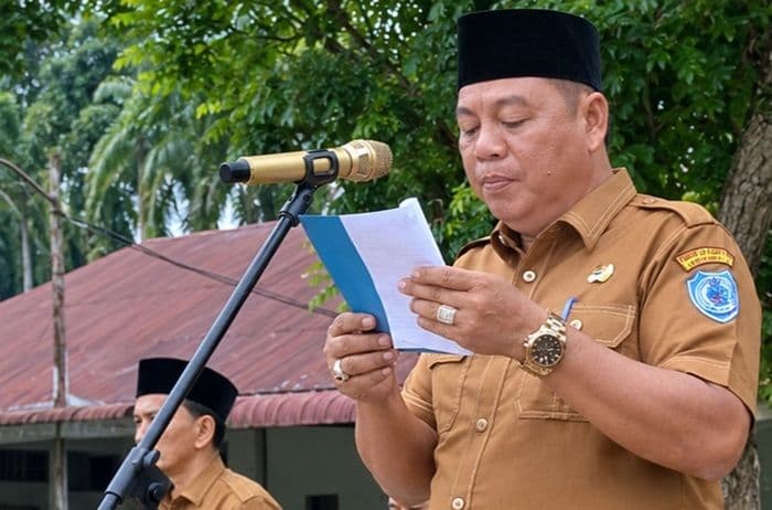 bupati_labuhanbatu_dorong_dpmptsp_tingkatkan_pelayanan_publik_berbasis_digital