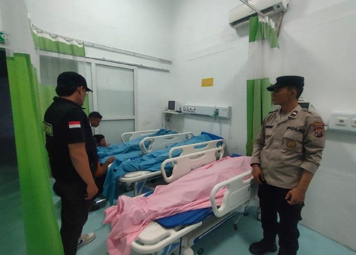 jalur_longsor_minim_penerangan_avanza_terjun_ke_sungai_di_langkat_3_wisatawan_asal_medan_tewas_