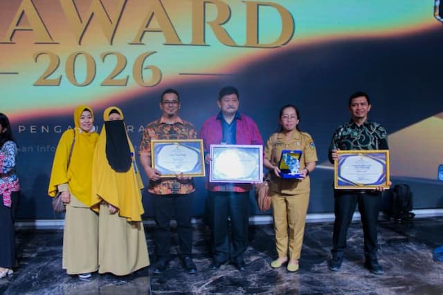 pemko_tebing_tinggi_raih_predikat_informatif_di_ki_sumut_award_2026