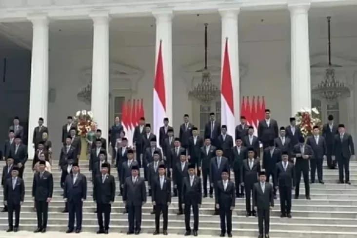 gerindra_sebut_42_menteri_dan_wamen_prabowo_berkinerja_buruk_sinyal_reshuffle_menguat