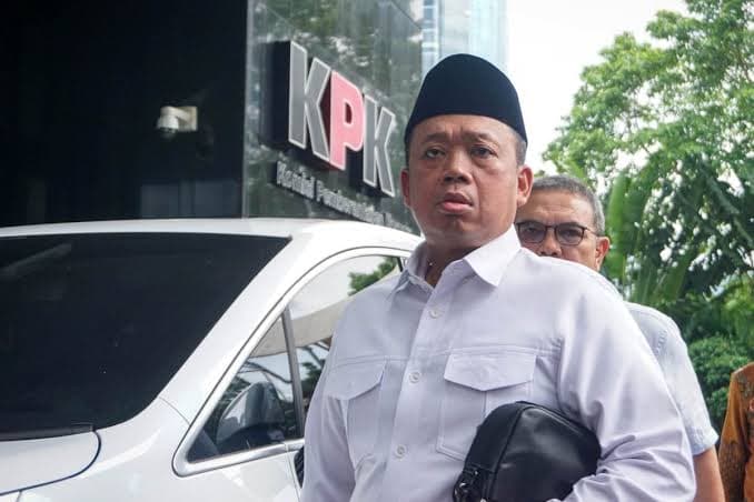 nusron_wahid_terpantau_ke_singapura_dan_malaysia_kpk_pertimbangkan_jemput_paksa