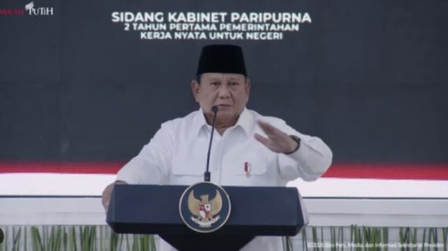 prabowo_ibaratkan_kabinet_seperti_tim_sepak_bola_pemain_cadangan_diminta_bersabar