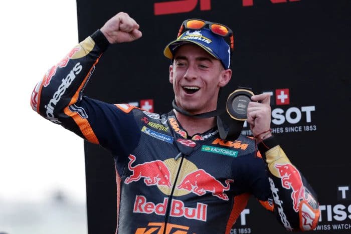 pedro_acosta_raih_juara_perdananya_di_motogp_austria_2026