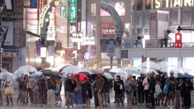 topan_dujuan_terjang_jepang_empat_meninggal