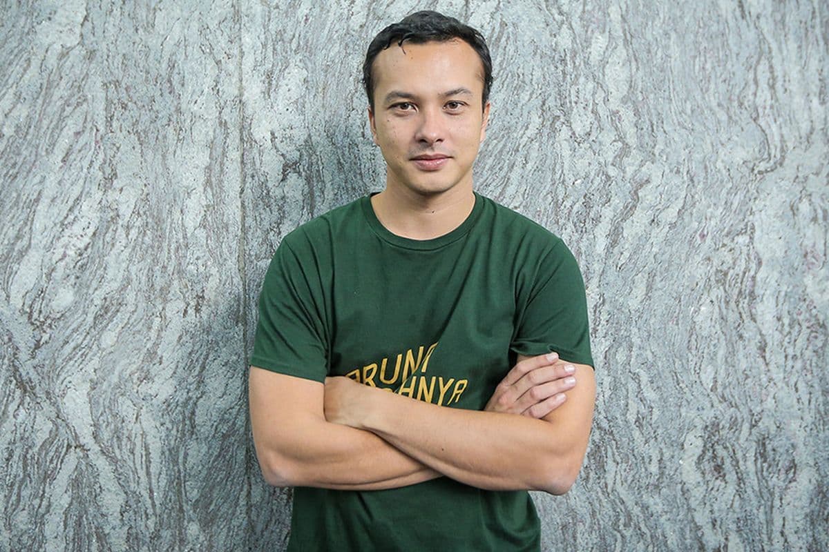nicholas_saputra_soroti_bencana_ekologis_di_indonesia_dari_banjir_aceh_hingga_karhutla_kalimantan
