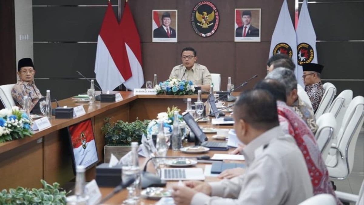 menag_soroti_kesejahteraan_guru_swasta_dalam_rencana_kebijakan_pendidikan_gratis_