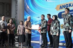 tiga_pejabat_pemko_medan_raih_predikat_peserta_teristimewa_pkn_tingkat_ii_2026