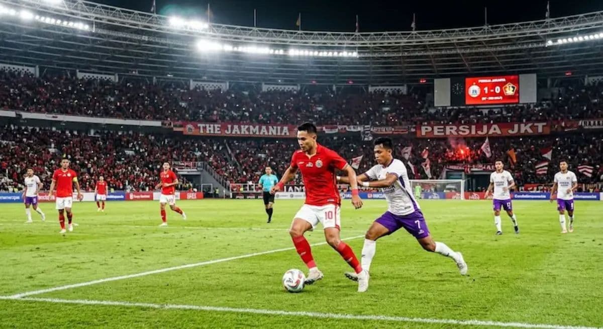 comeback_dramatis_persija_jakarta_tekuk_persik_kediri_21_dua_gol_dalam_dua_menit