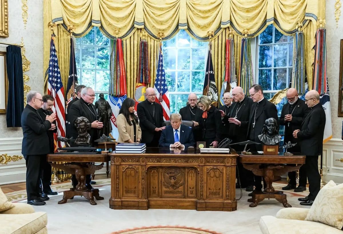 dua_uskup_katolik_as_kecewa_doa_bersama_trump_jadi_alat_politik