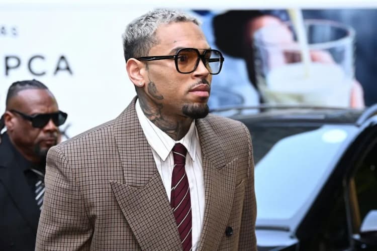 chris_brown_lolos_penjara_usai_serang_pria_dengan_botol_tequila_tapi_ada_syaratnya