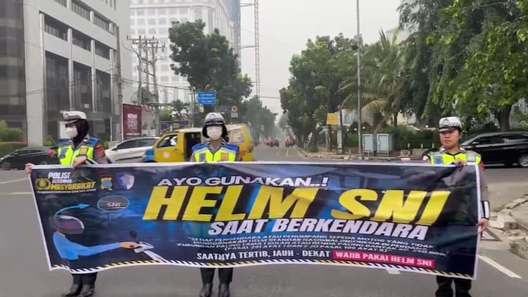 hari_pertama_ops_patuh_toba_di_medan_sosialisasi_dan_edukasi_diutamakan