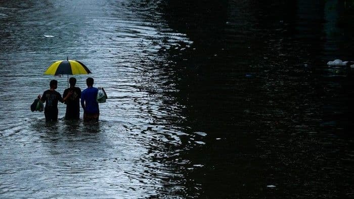 banjir_tailan_tewaskan_delapan_orang_17_juta_warga_terdampak