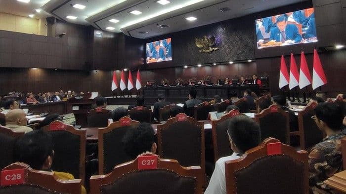 mk_gelar_sidang_pembuktian_gugatan_syarat_pendidikan_gibran_hari_ini