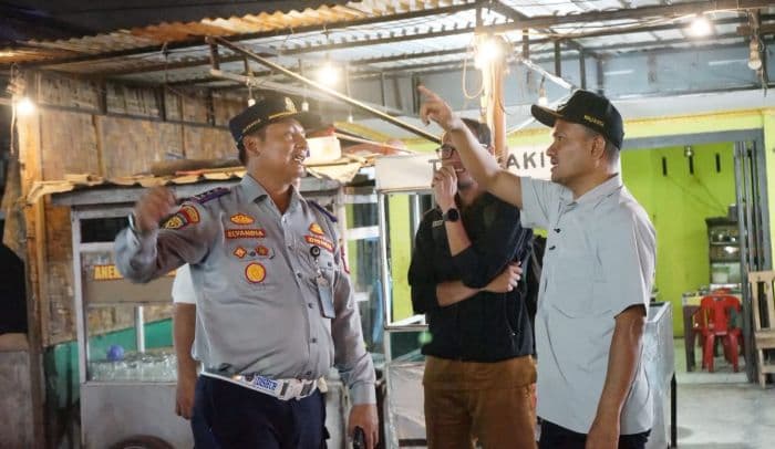 wali_kota_tanjungbalai_minta_kawasan_umkm_tetap_bersih_dan_tertib