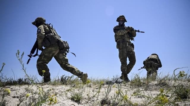 wni_mantan_sopir_taksi_jakarta_jadi_tentara_bayaran_rusia_tewas_di_donetsk_