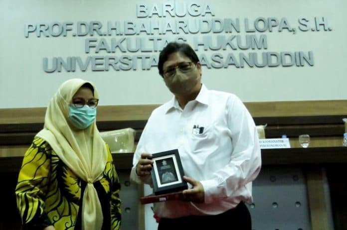 airlangga_sebut_kenaikan_pertalite_masih_dikaji