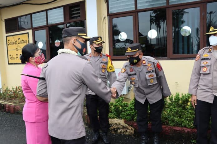 akbp_fernando_siantar_tak_asing_lagi_bagi_saya_saat_bertugas_di_kpk