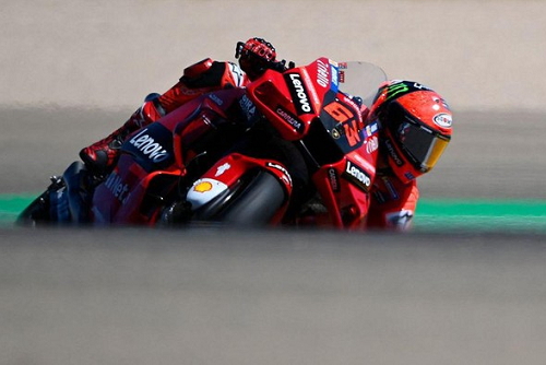 bagnaia_menang_di_motogp_malaysia_quartararo_belum_game_over