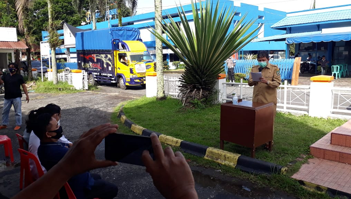 berangkatkan_logistik_ini_peringatan_pesan_dan_harapan_wali_kota_siantar