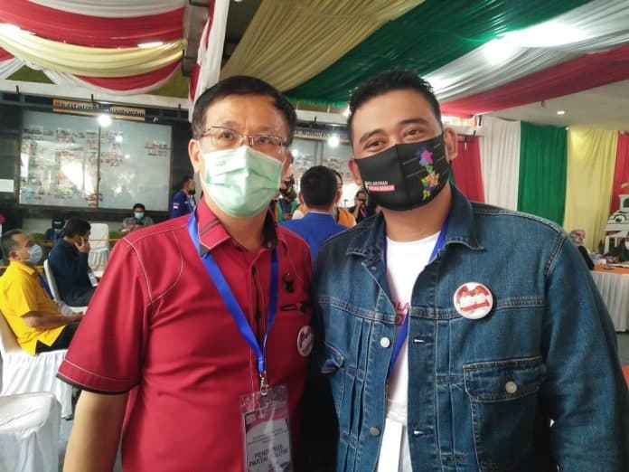 berkas_bobby_aulia_diterima_kpu_medan