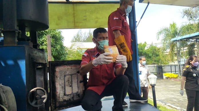 bnn_sumut_musnahkan_10_kg_ganja_2_kg_sabu_dan_5480_butir_ekstasi