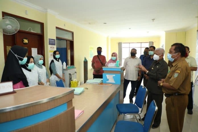 bupati_asahan_minta_dirut_rsud_hams_tingkatkan_pelayanan