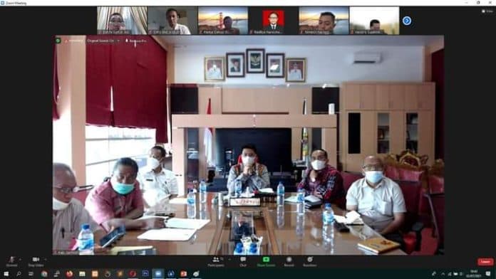bupati_samosir_usulkan_tiga_proyek_pembangunan_jalan_ke_kementerian_pupr