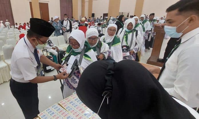 calhaj_kloter_terakhir_sumut_akan_bergabung_dengan_jamaah_aceh