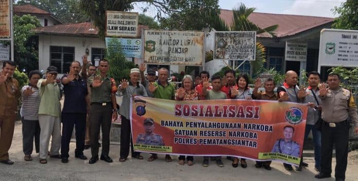 ciptakan_kampung_bersinar_polres_siantar_penyuluhan_bahaya_narkoba