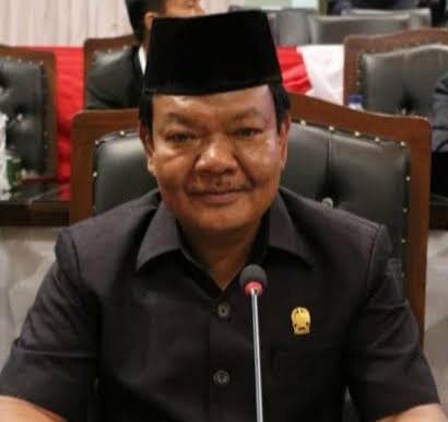 dprd_medan_dorong_wali_kota_ambil_keputusan_cepat_terkait_demo_pdam_tirtanadi