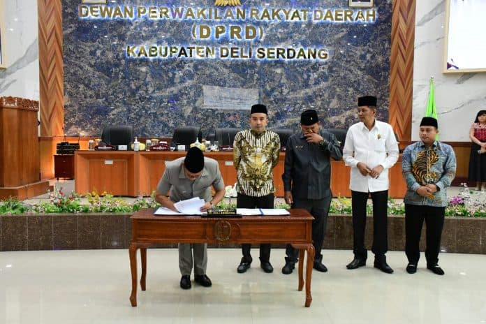 dprd_sahkan_p_apbd_deli_serdang_ta_2022_rp174_miliar_tutupi_defisit_belanja