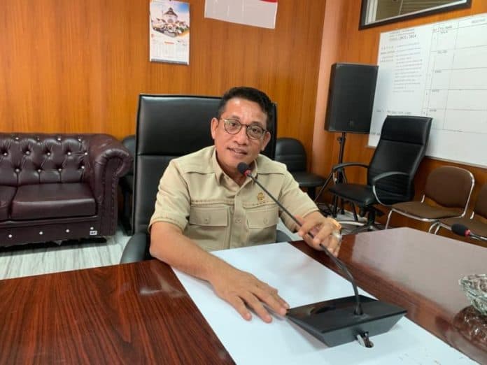 edwin_sugesti_nasution_resmi_jadi_ketua_fraksi_pan_dprd_medan