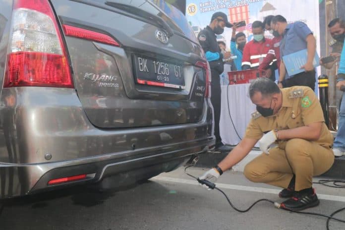 evaluasi_kualitas_udara_perkotaan_pemko_medan_uji_emisi_gratis