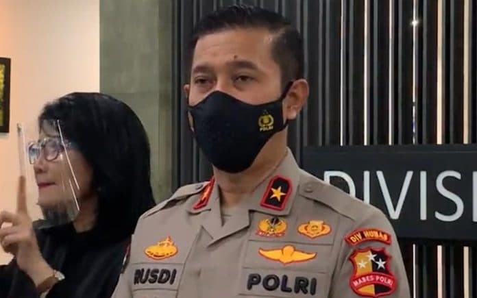 jokowi_dikabarkan_setuju_56_mantan_pegawai_kpk_ditarik_ke_polri